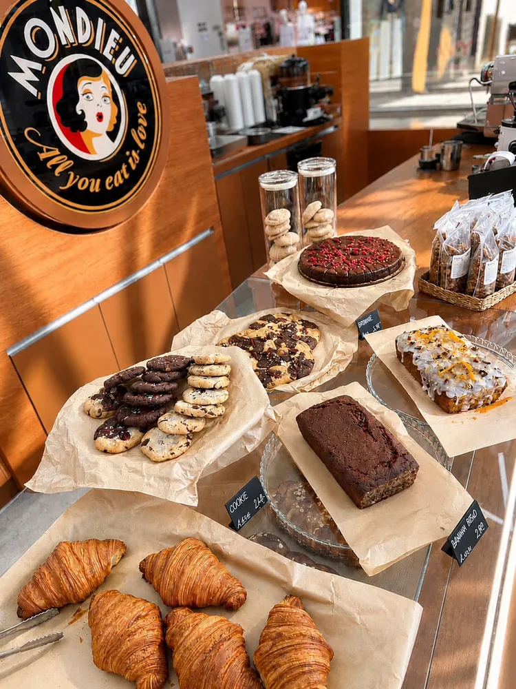 Mondieu Specialty Coffee Kiosk